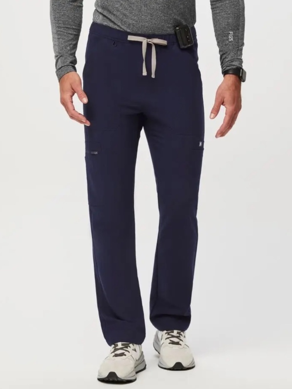 FIGS Men’s Cairo Cargo Scrub Pants Navy Blue Size XL NWT